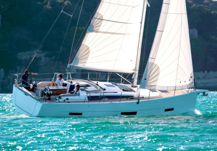 Dufour 390 GL Nassau | MAYBE TOMORROW