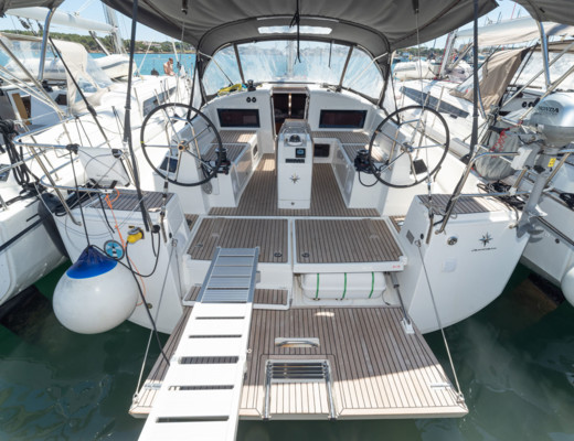 Sun Odyssey 440