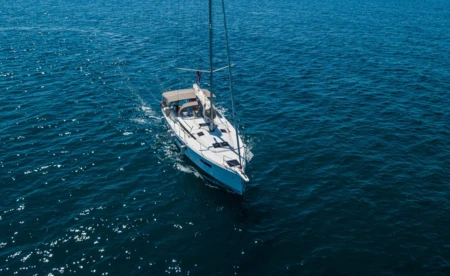Sun Odyssey 440
