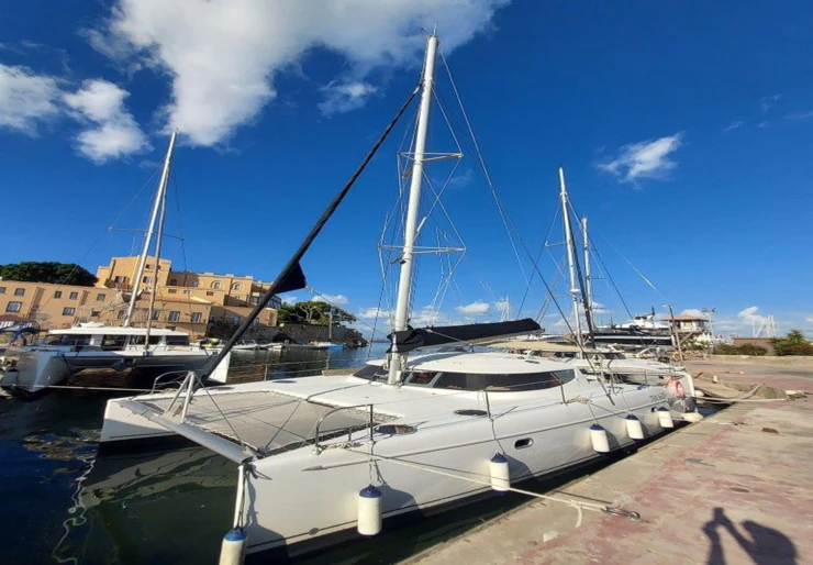 Lavezzi 40 Izola | Sampei