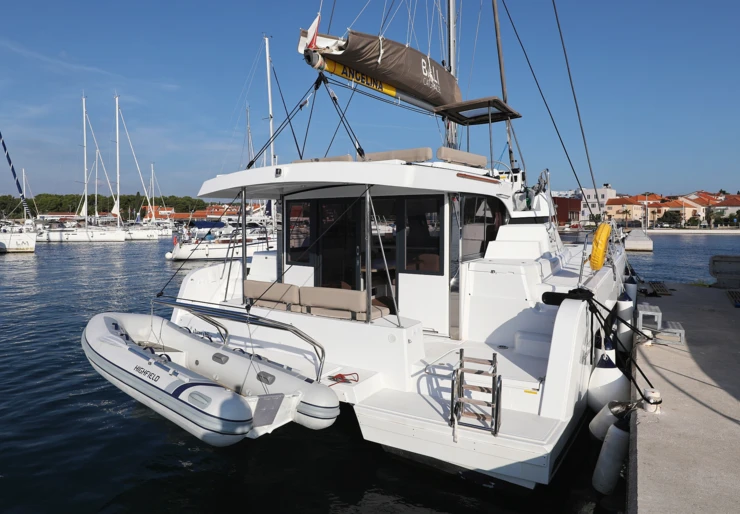 Bali Catspace Marina Sangulin | Ocean Office
