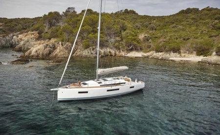 Sun Odyssey 440