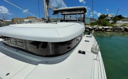 Lagoon 42