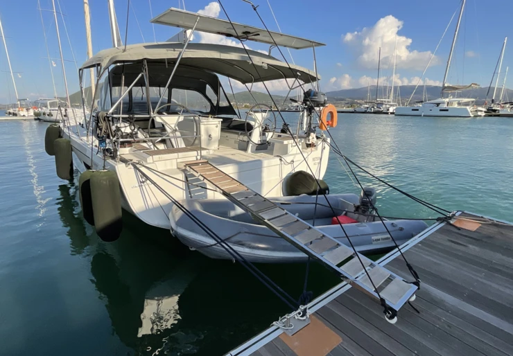 Oceanis 51.1 Hafen von Lefkada | Retsina