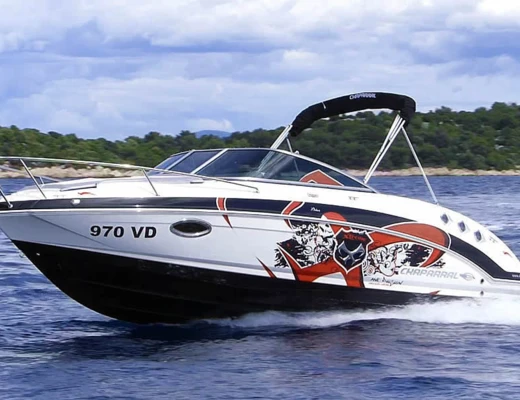 Chaparral 225 SSi Cuddy