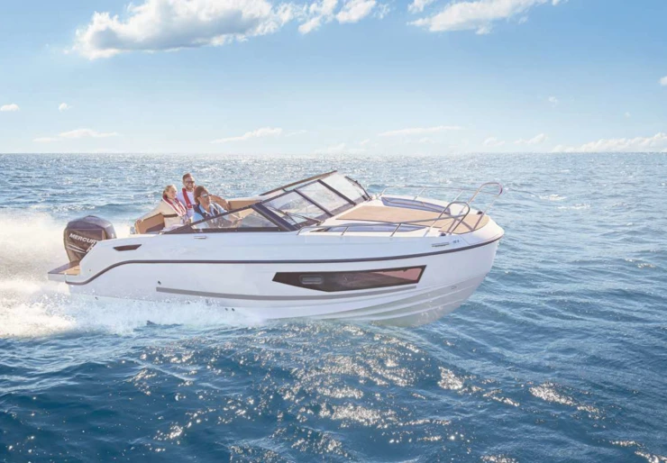 Quicksilver Activ 755 CR Tribunj | Pure Pleasure