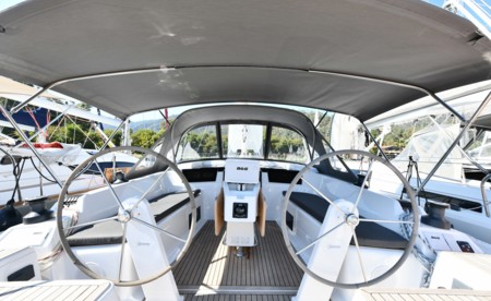 Hanse 418