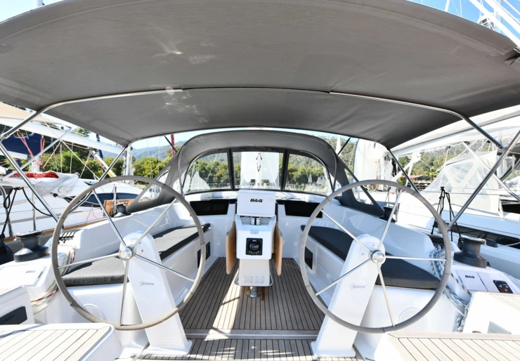 Hanse 418 Fethiye harbour | Lauda