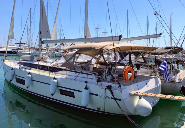 Bavaria C45 Holiday Hafen von Paros | Simeon