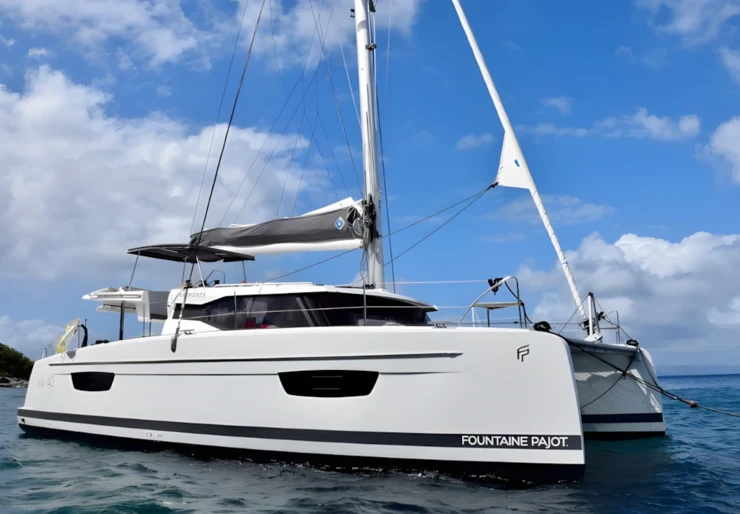 Isla 40 Nanny Cay | Firefly