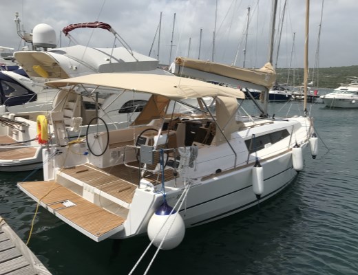 Dufour 382 GL