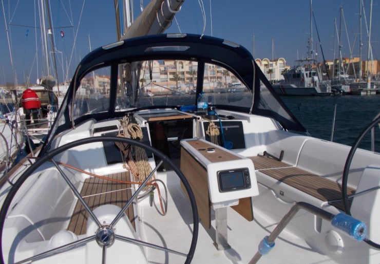 Dufour 382 GL Real Club Nautico | By the Way