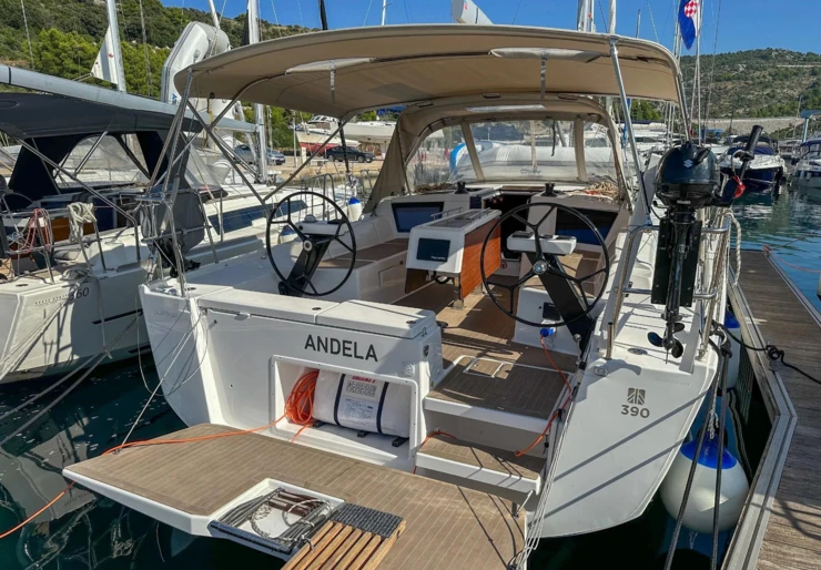 Dufour 390 GL Primosten - Marina Kremik | Andela