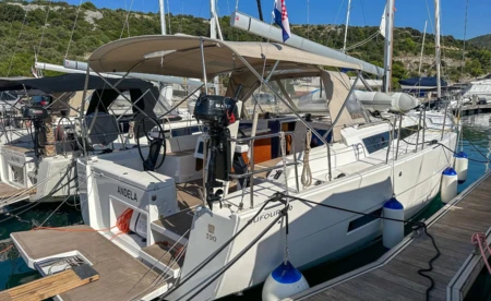 Dufour 390 GL