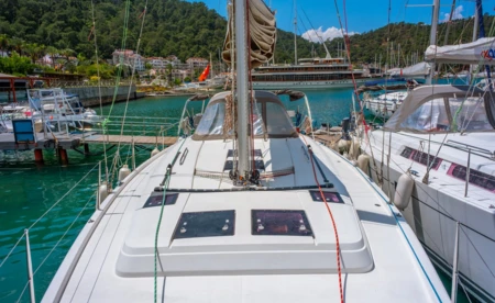 Hanse 445