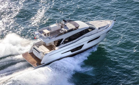 Ferretti Yachts 500