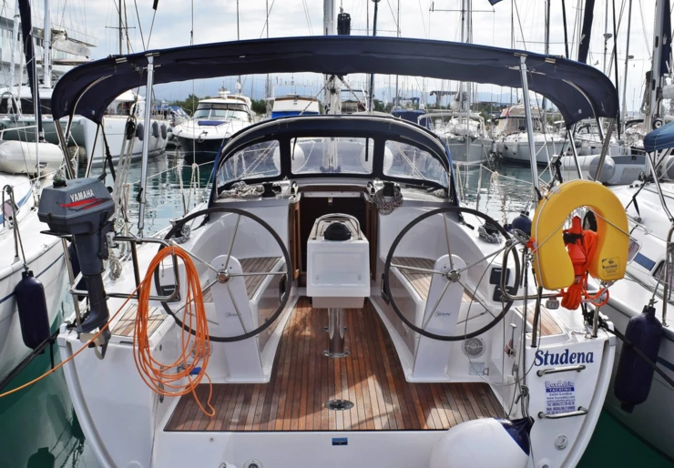 Bavaria Cruiser 34 Marina Kastela | Studena