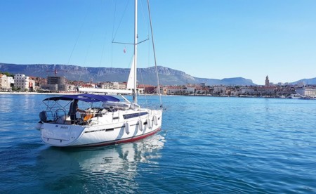 Bavaria Cruiser 37