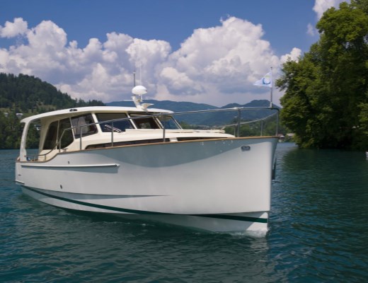 Greenline 33