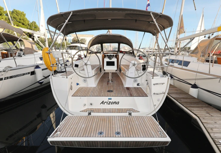 Bavaria Cruiser 34 Mandalina | ARIZONA