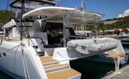 Lagoon 42