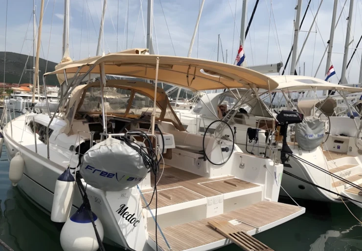 Dufour 382 GL Seget Donji - Marina Baotic | Medoc