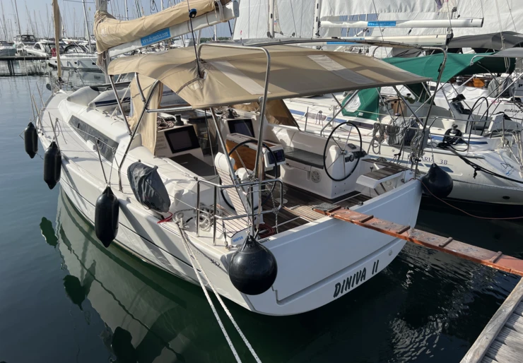 Dufour 382 GL Marina Punat | Diniva II