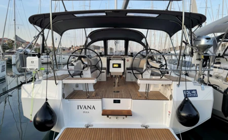 Bavaria C42