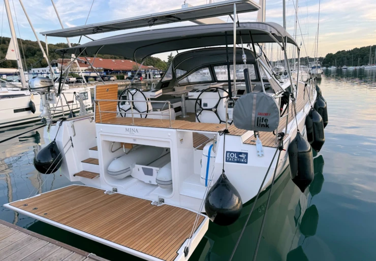 Bavaria C57 Veruda | Mina