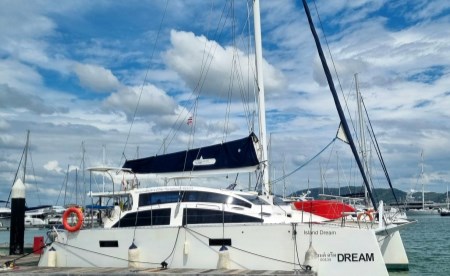 Island Spirit 380