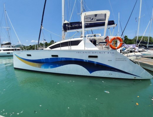 Island Spirit 410