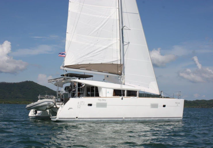 Lagoon 400 S2 Yacht Haven | Toy Boy