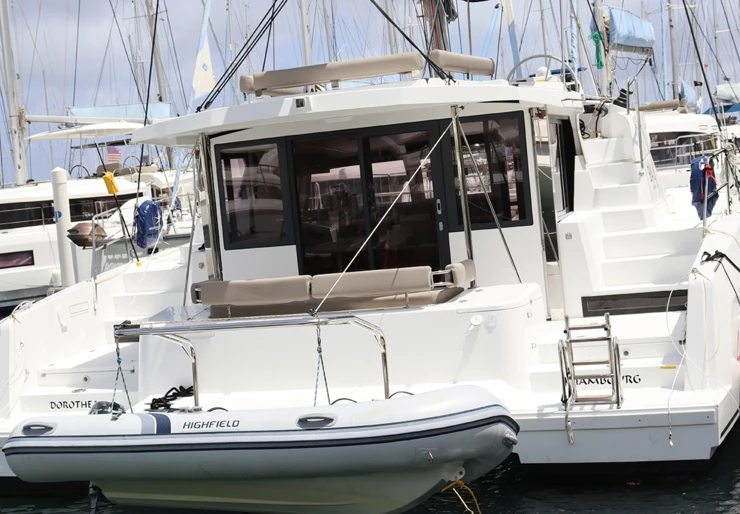 Bali 4.2 Nanny Cay | Dorothea