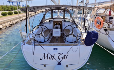 Bavaria Cruiser 37