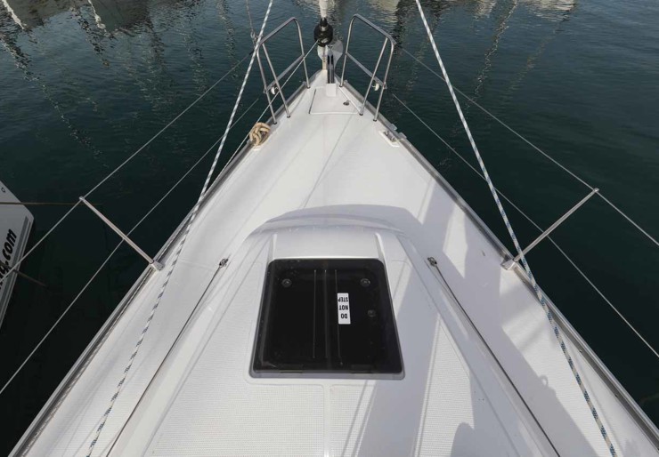 Bavaria Cruiser 37 ACI Marina | Pura Vida