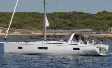 Oceanis 54