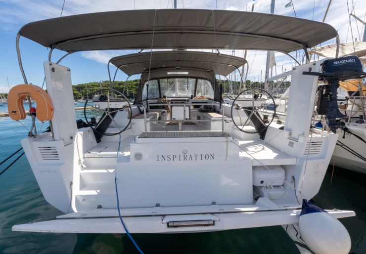 Dufour 530 Electric Port Pin Rolland | INSPIRATION