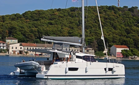 Isla 40