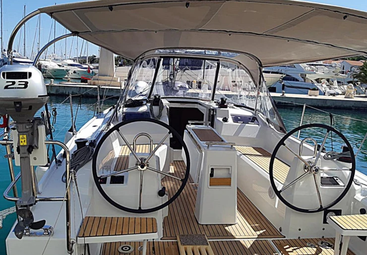 Oceanis 34.1 Marina Frapa | Ka Nani