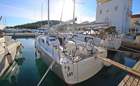 Oceanis 34.1