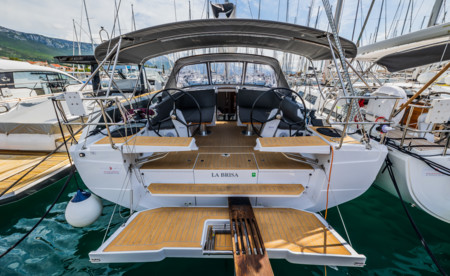 Hanse 410