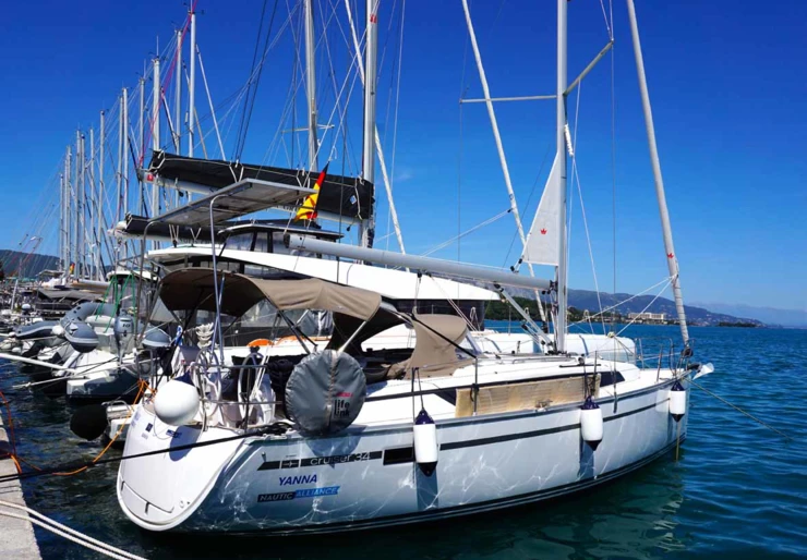 Bavaria Cruiser 34 Marina Gouvia | Yanna
