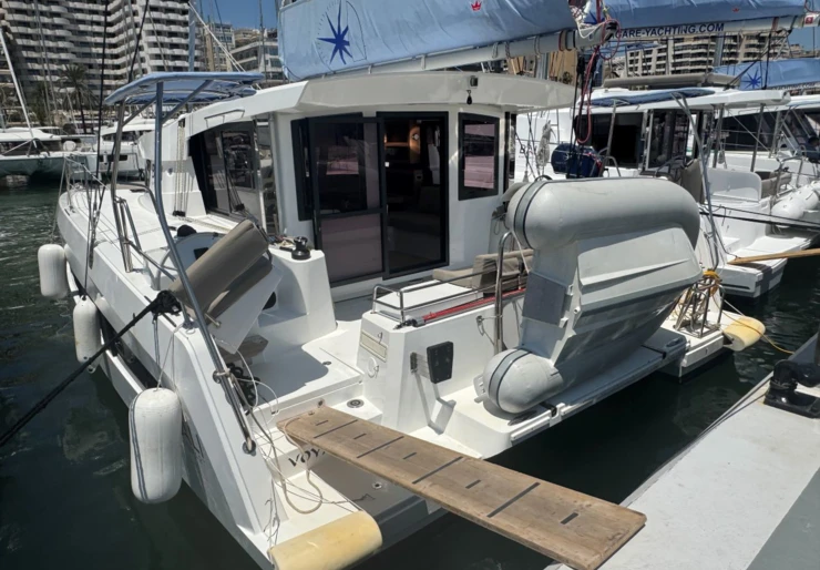 Bali Catsmart Marina Naviera Balear | Voyager