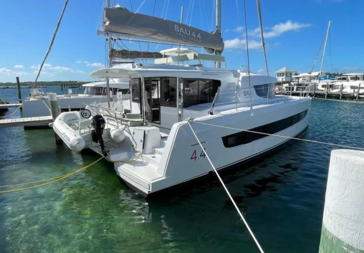 Bali 4.4 Saint Thomas | Sunset Chaser