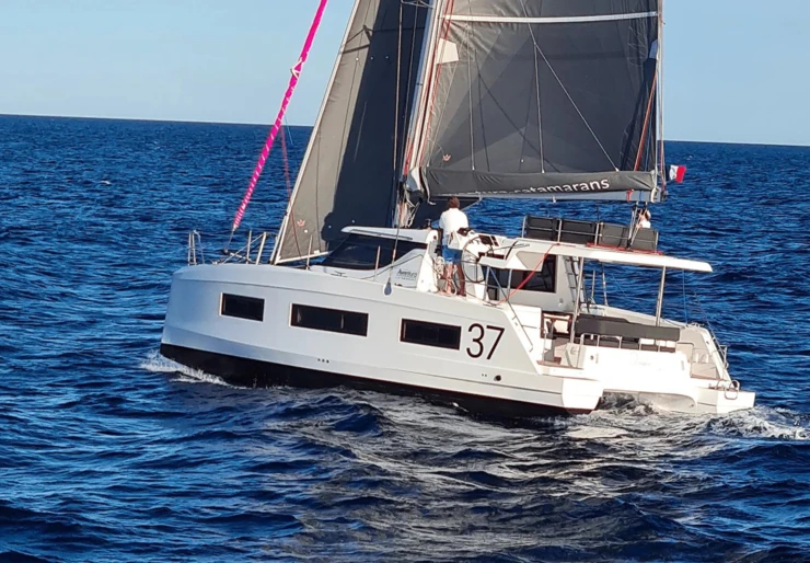 Aventura 37 Adakoy Marina | Catalina