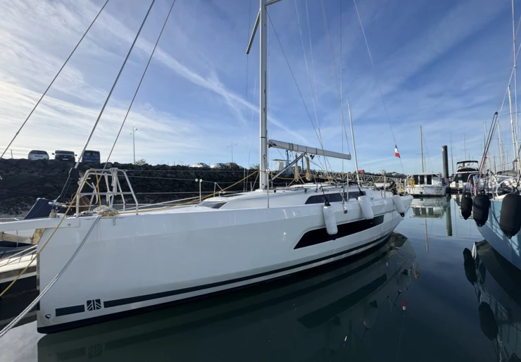 Dufour 37 La Rochelle | Rhapsody