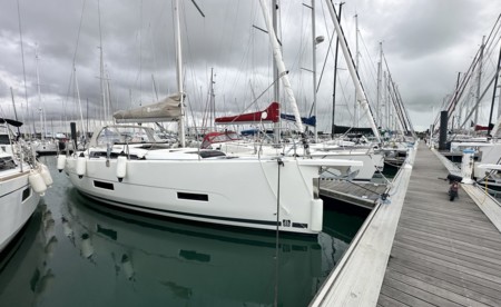 Dufour 390 GL