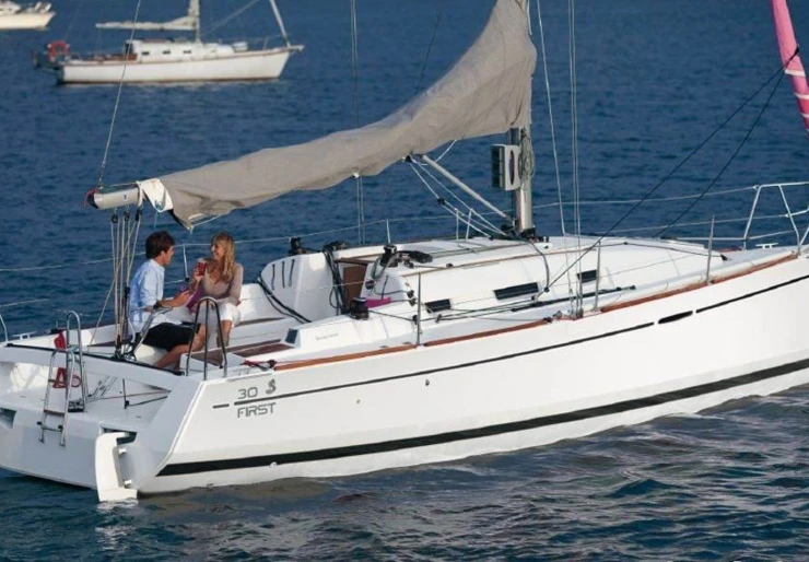 First 30 La Rochelle | BARBOAT