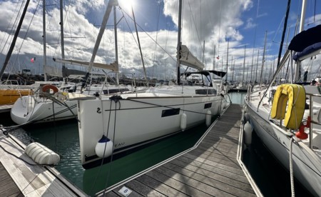 Oceanis 38.1