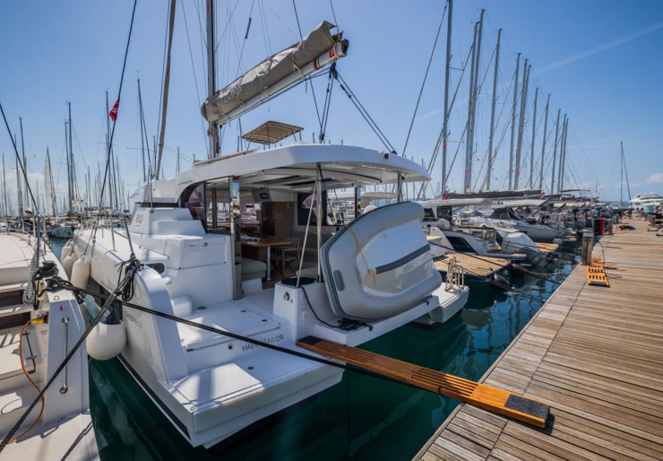 Bali Catspace Marina Kastela | Happy Sailor